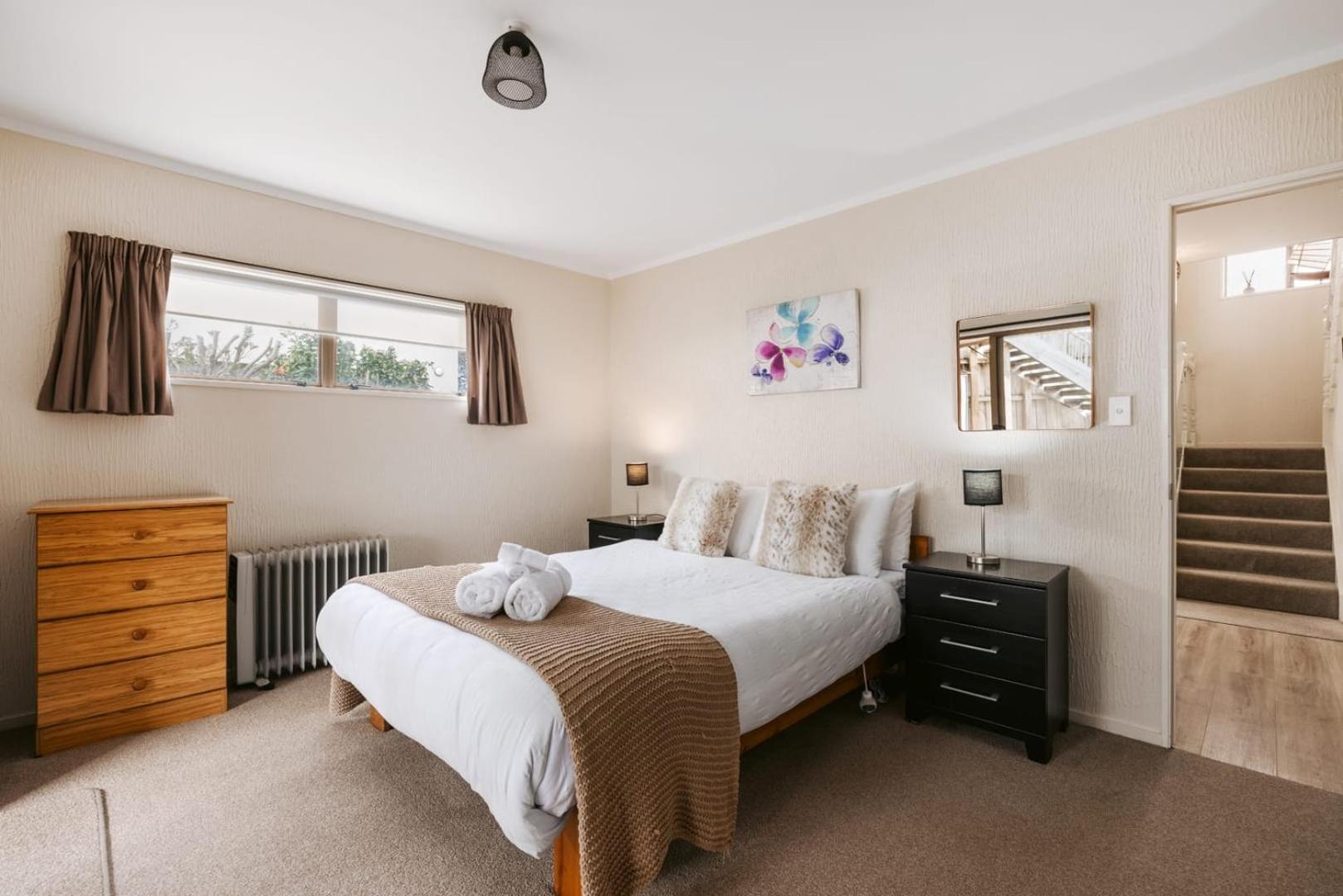 Magnificent Sunrises, Oceanbeach & Sea Views Mount Maunganui Esterno foto