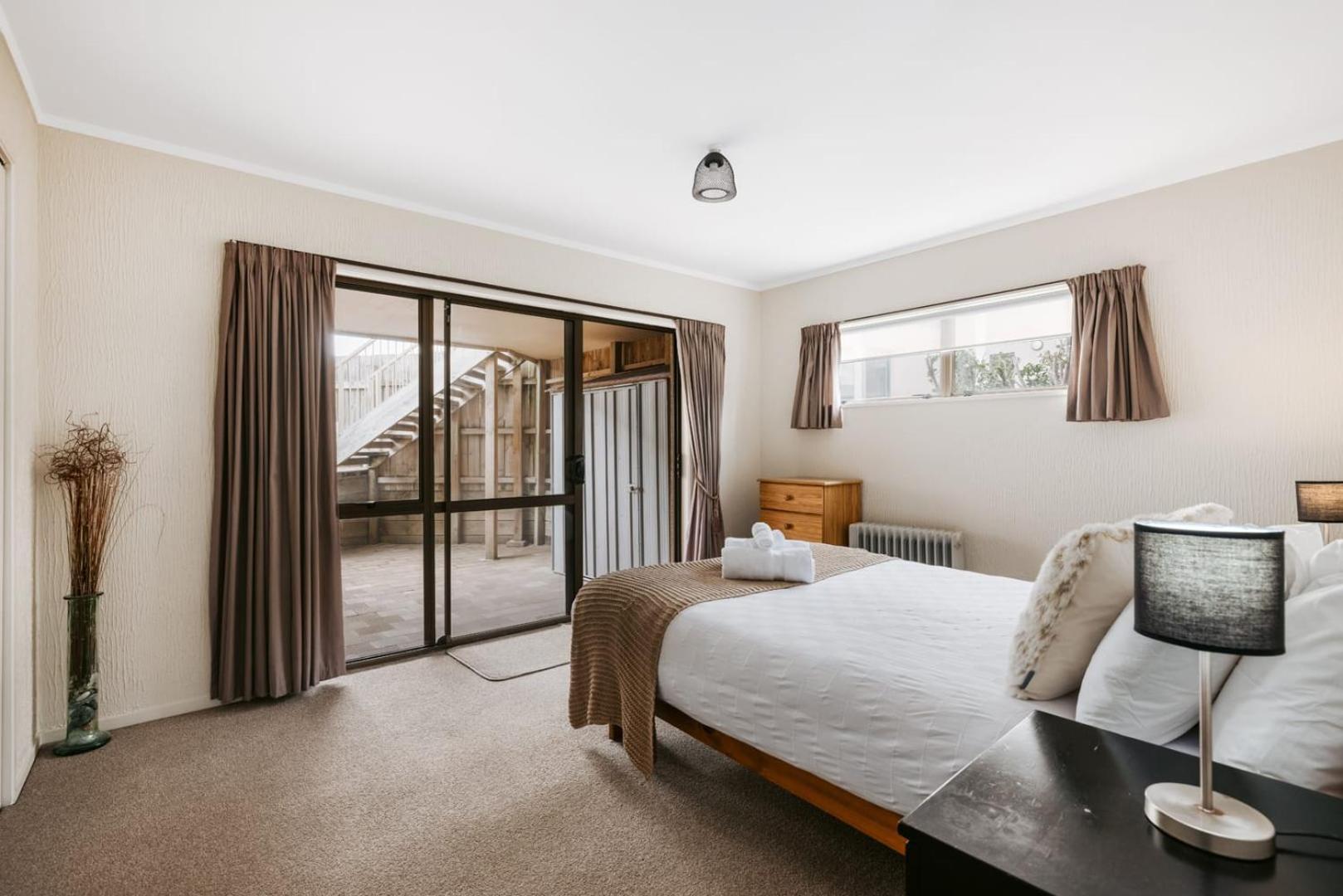 Magnificent Sunrises, Oceanbeach & Sea Views Mount Maunganui Esterno foto
